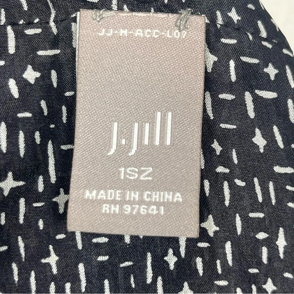 J.Jill 100% silk black & white print lightweight infinity scarf.